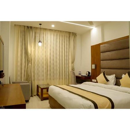 Hotel Prime Residency Chhatarpur Eksteriør bilde